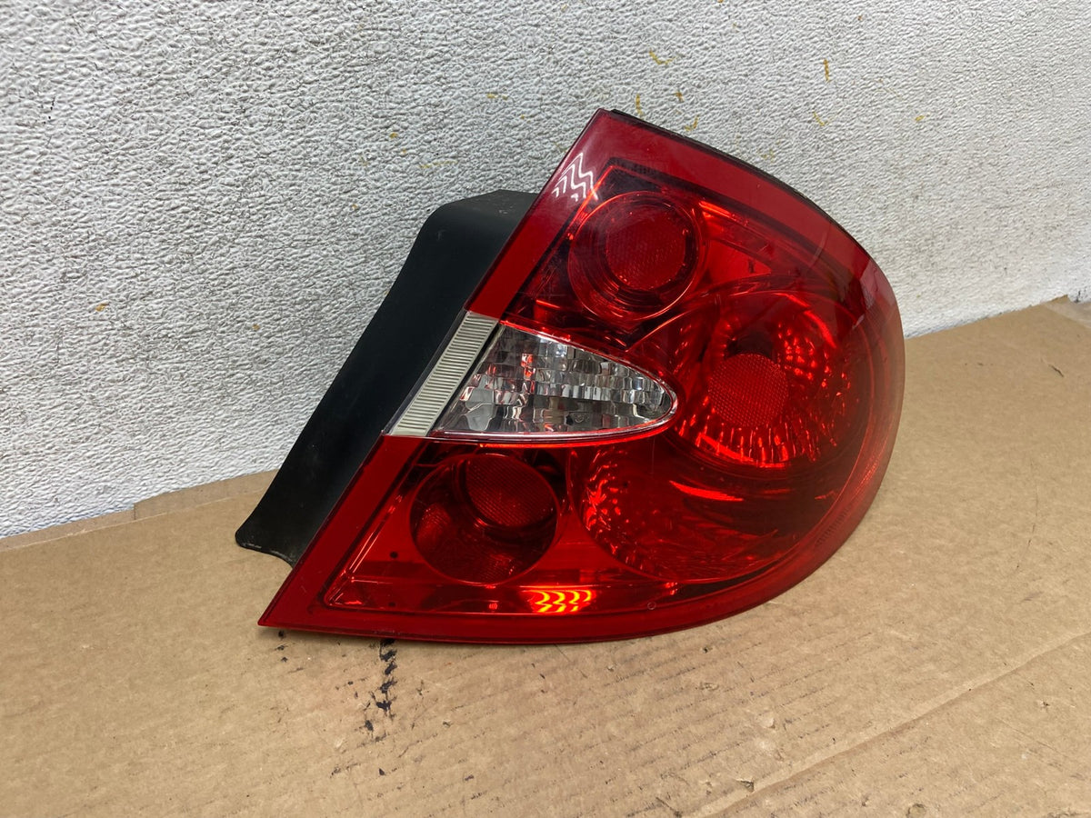 2005 to 2009 Buick Lacrosse Right Passemger RH Side Tail Light AH7855 LK1
