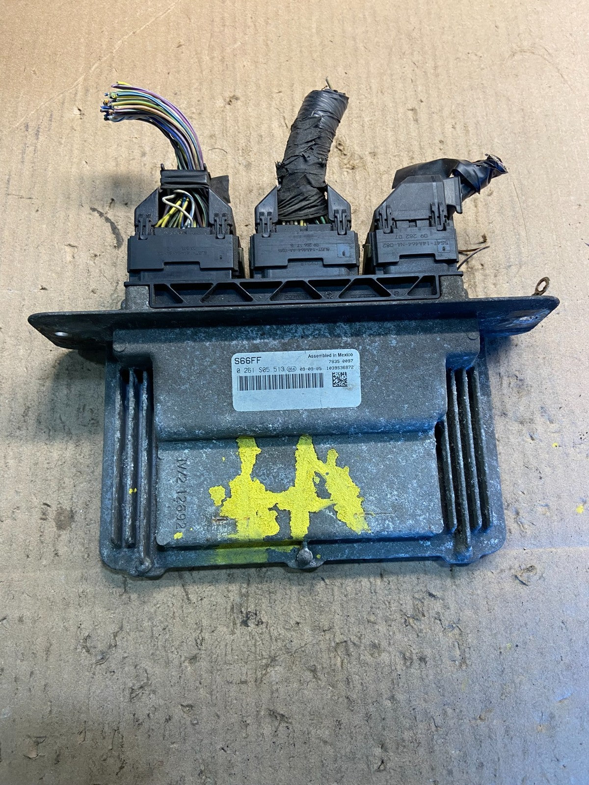 2010 Ford Van E150 E250 4.6L Engine Control Module Unit ECU z0730 DG0