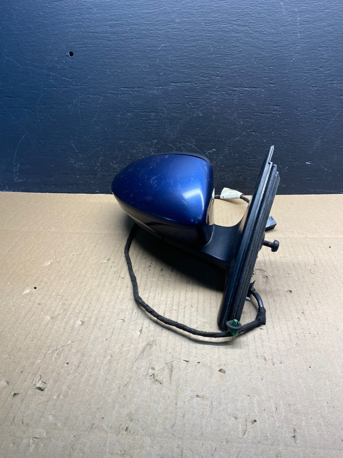 2012-2015 Volkswagen Passat Right Passenger Sgn Door View Mirror AC2499 MS2