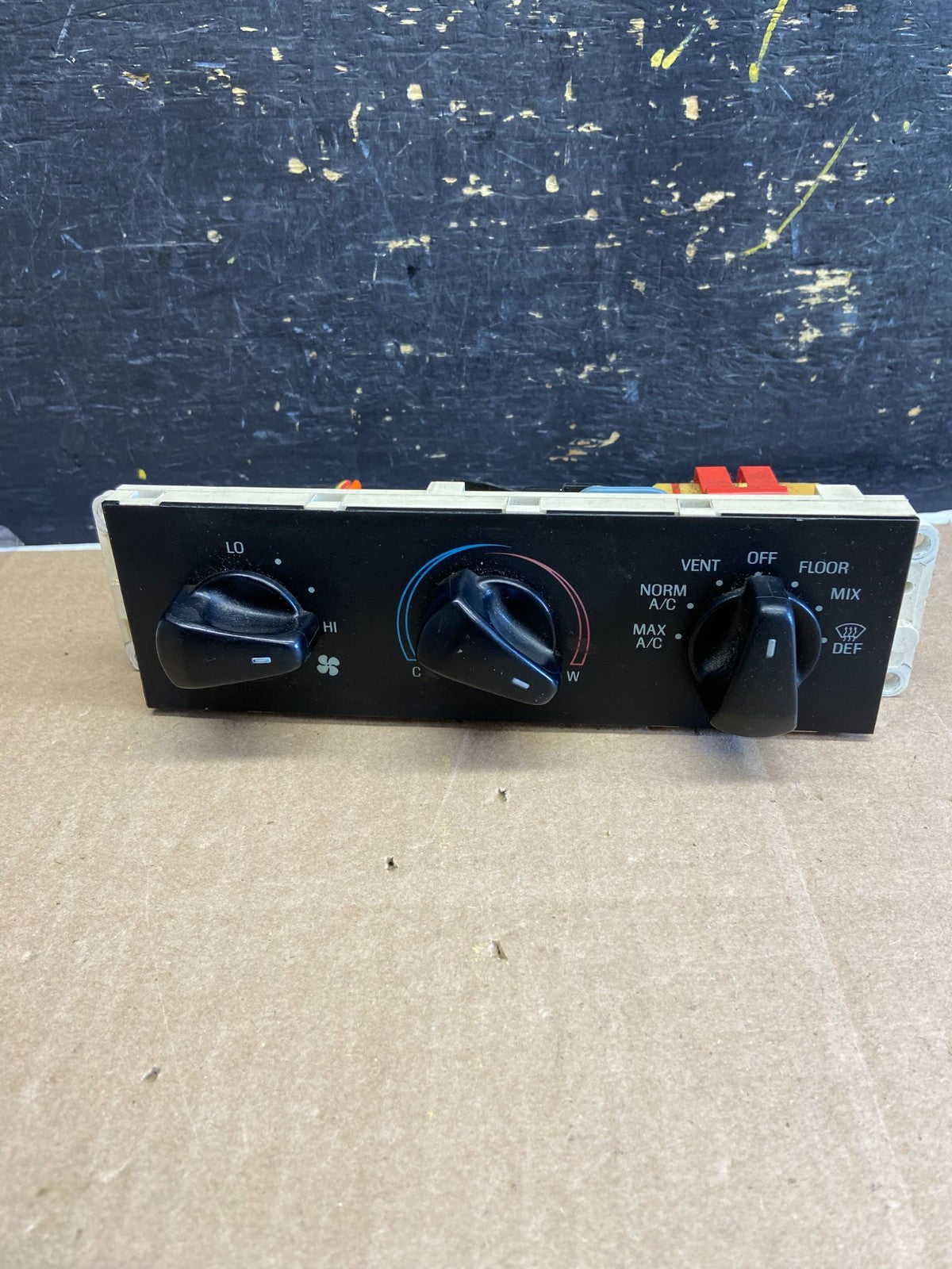 1998 to 2011 Ford Crown Victoria Marquis A/C Heater Climate Control ab1915 DG0