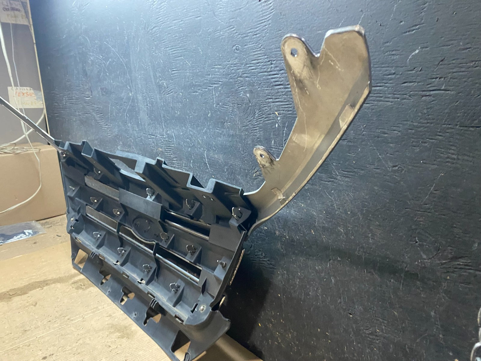 2010 2011 2012 Ford Fusion Front Upper Chrome Grill Grille OEM aa9178 DG9