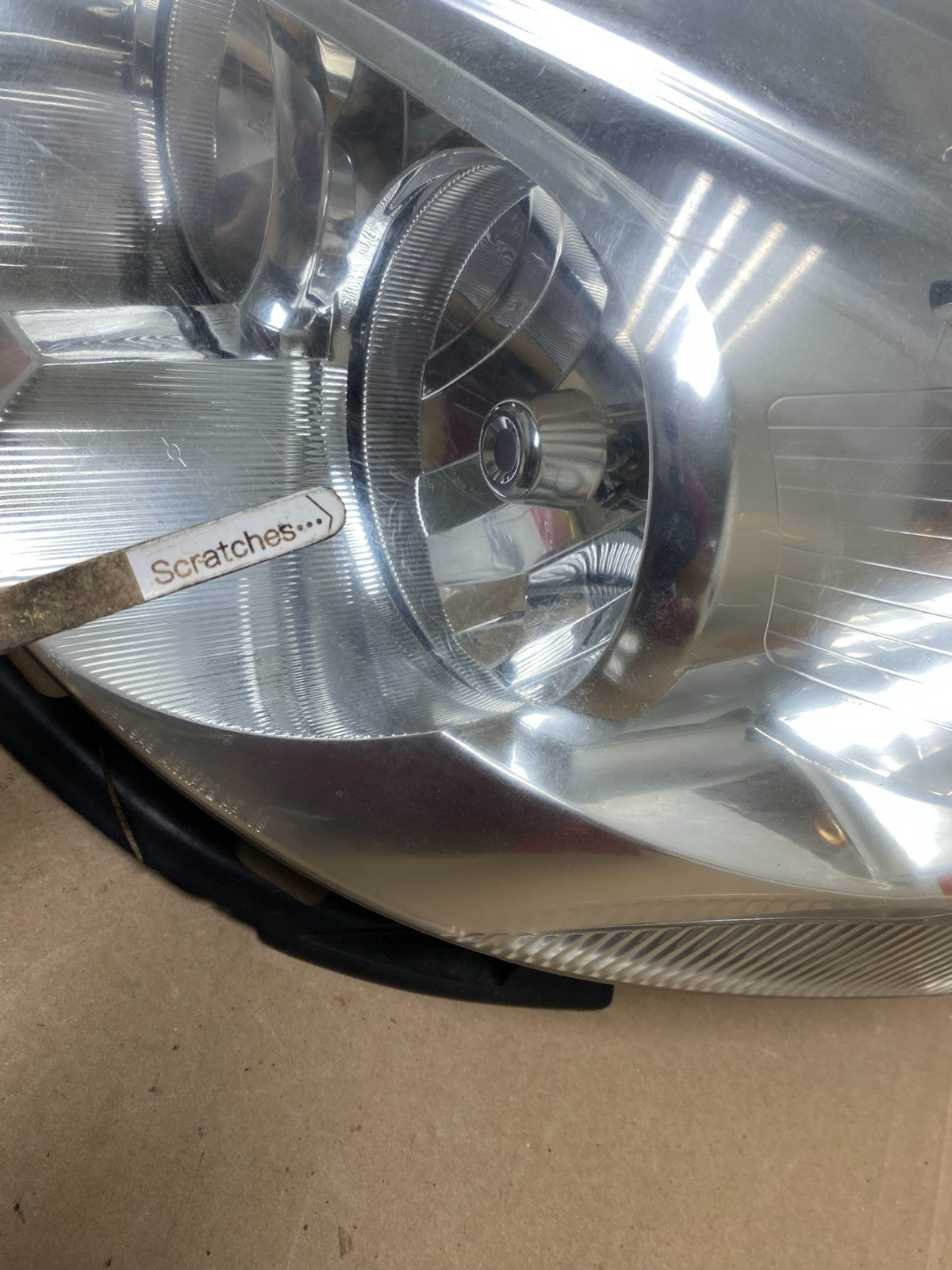 2006 to 2008 Buick Lucerne Left Driver LH Side Halogen Headlight AG4541 DW3