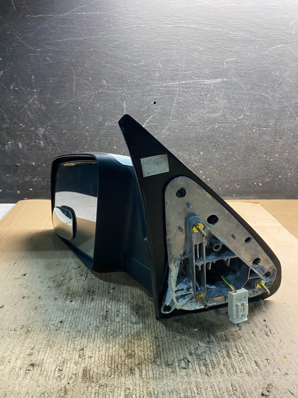 2008-2010 Toyota Sequoia Left Driver Turn Sgn  View Door Mirror OEM Z2514 MS9