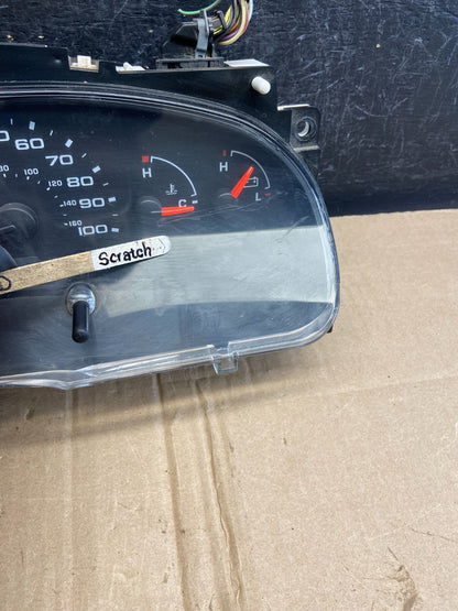 2006 Ford E350 Gauge Speedometer Cluster ad7146 DG1