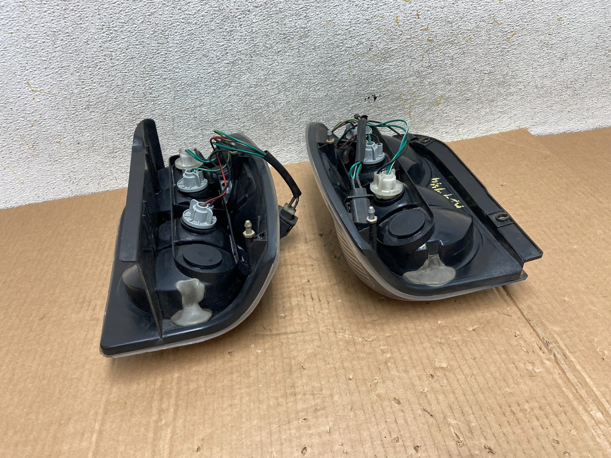 2002 2003 2004 Jeep Liberty Left+Right Set Side Tail Lights AI4444 DG10