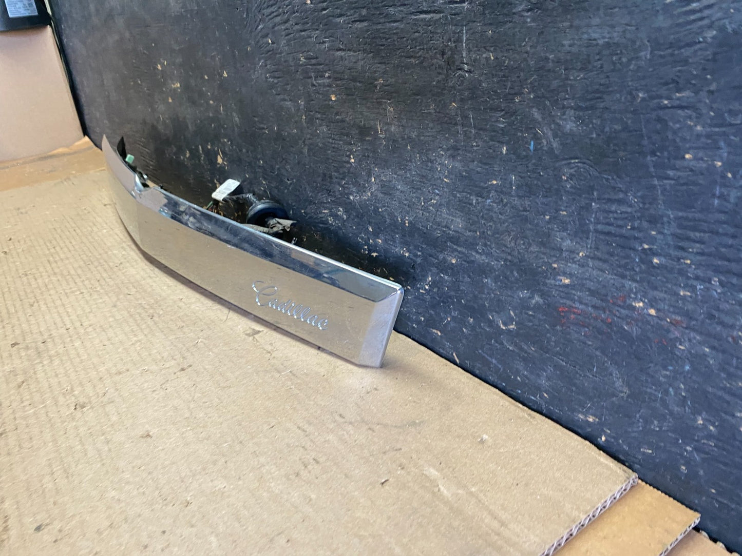 2010-2015 Cadillac SRX Rear Liftgate Tailgate Finish Molding W/ Camera S1458 DG1