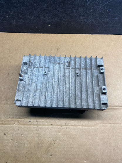 2005 Chrysler Town Country Caravan 3.3L Engine Control ECU P04748635AE ad7390 DG1