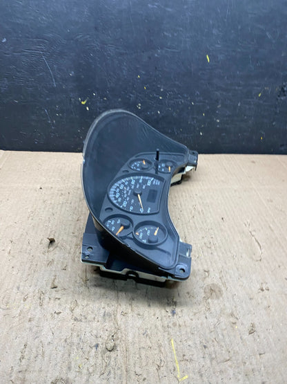 2004 to 2007 Chevrolet Express Speedometer Cluster Gauge OEM P1862 DG1