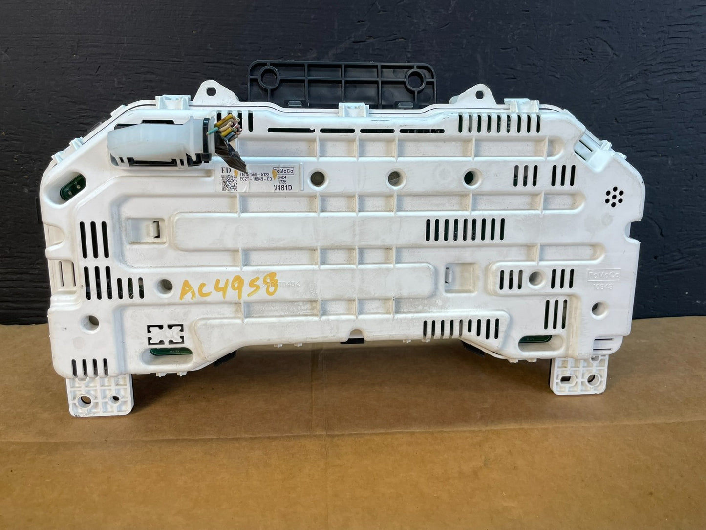 2014 2015 Ford E150 E250 E350 VAN Gauge Speedometer Cluster ac4958 DG4