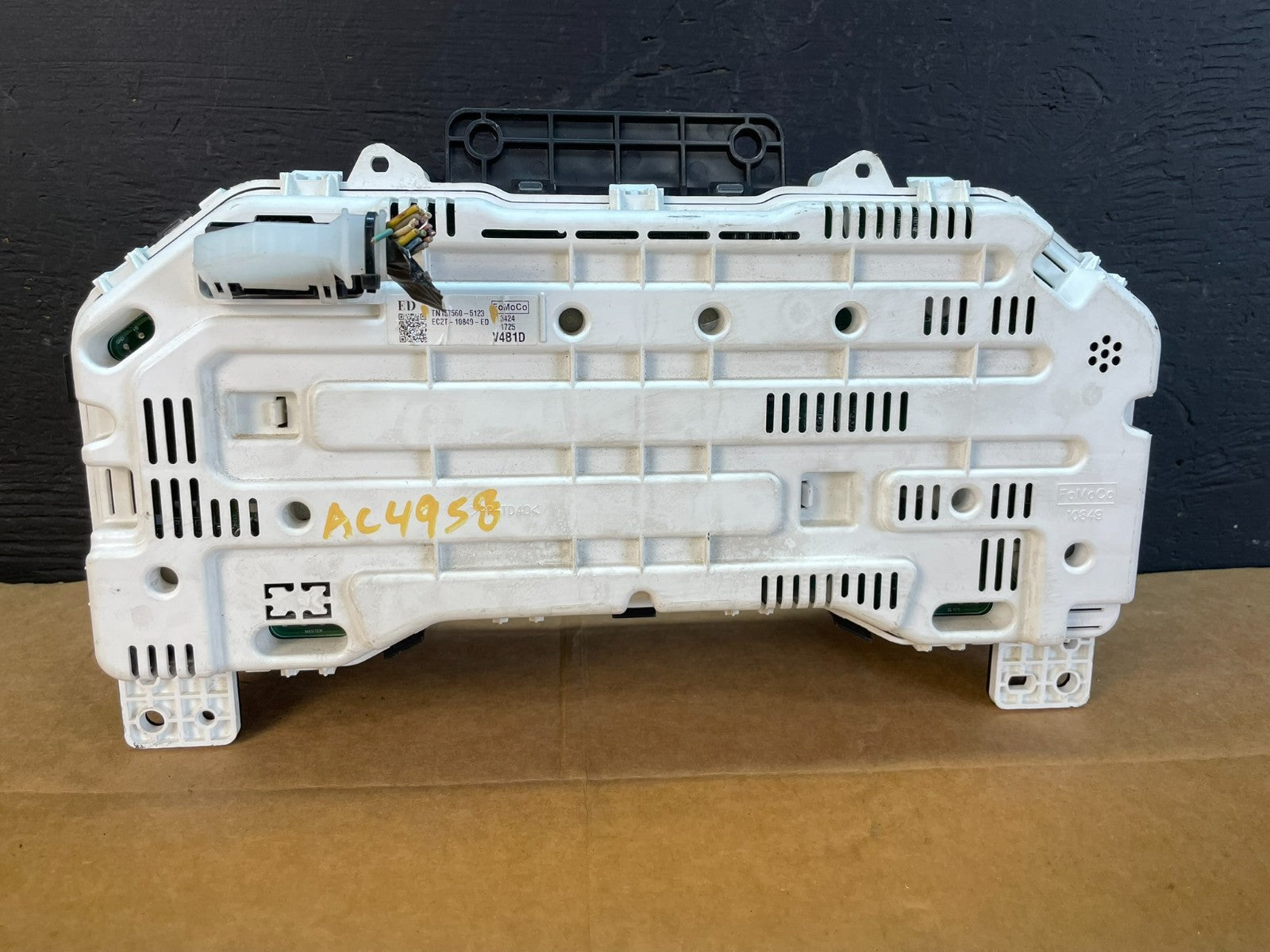 2014 2015 Ford E150 E250 E350 VAN Gauge Speedometer Cluster ac4958 DG4