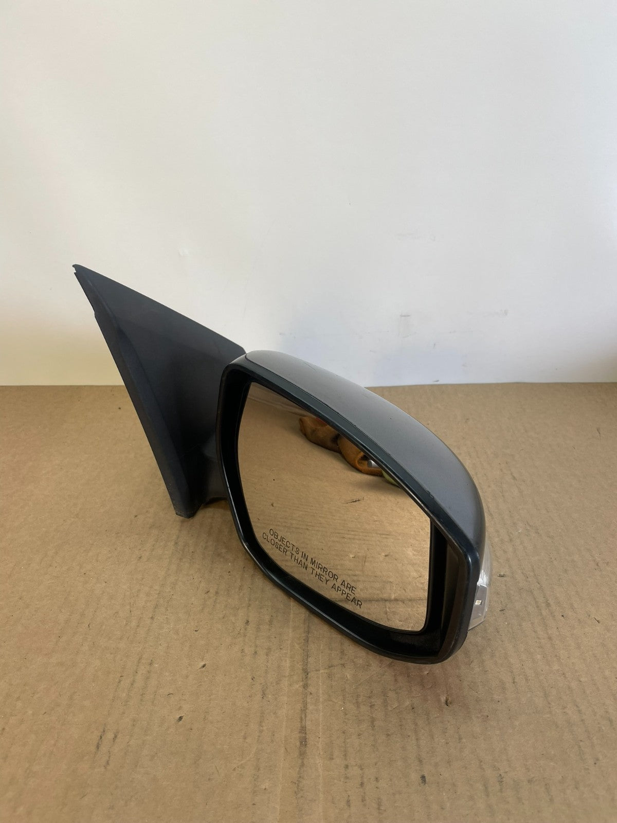 2013 to 2019 Nissan Sentra Right Passenger Side Door Mirror AF5514 DW2