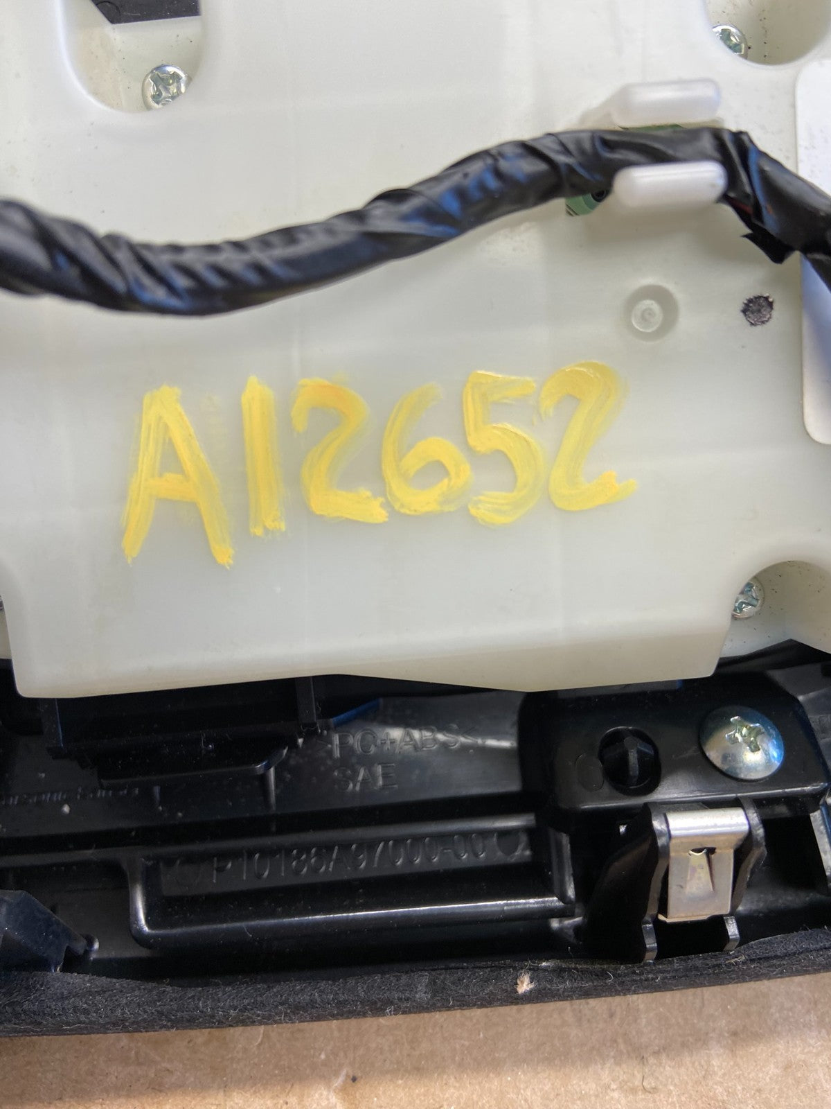 2009-2014 Nissan Maxima Center Console Climate Control Radio Bezel ai2652 DG5