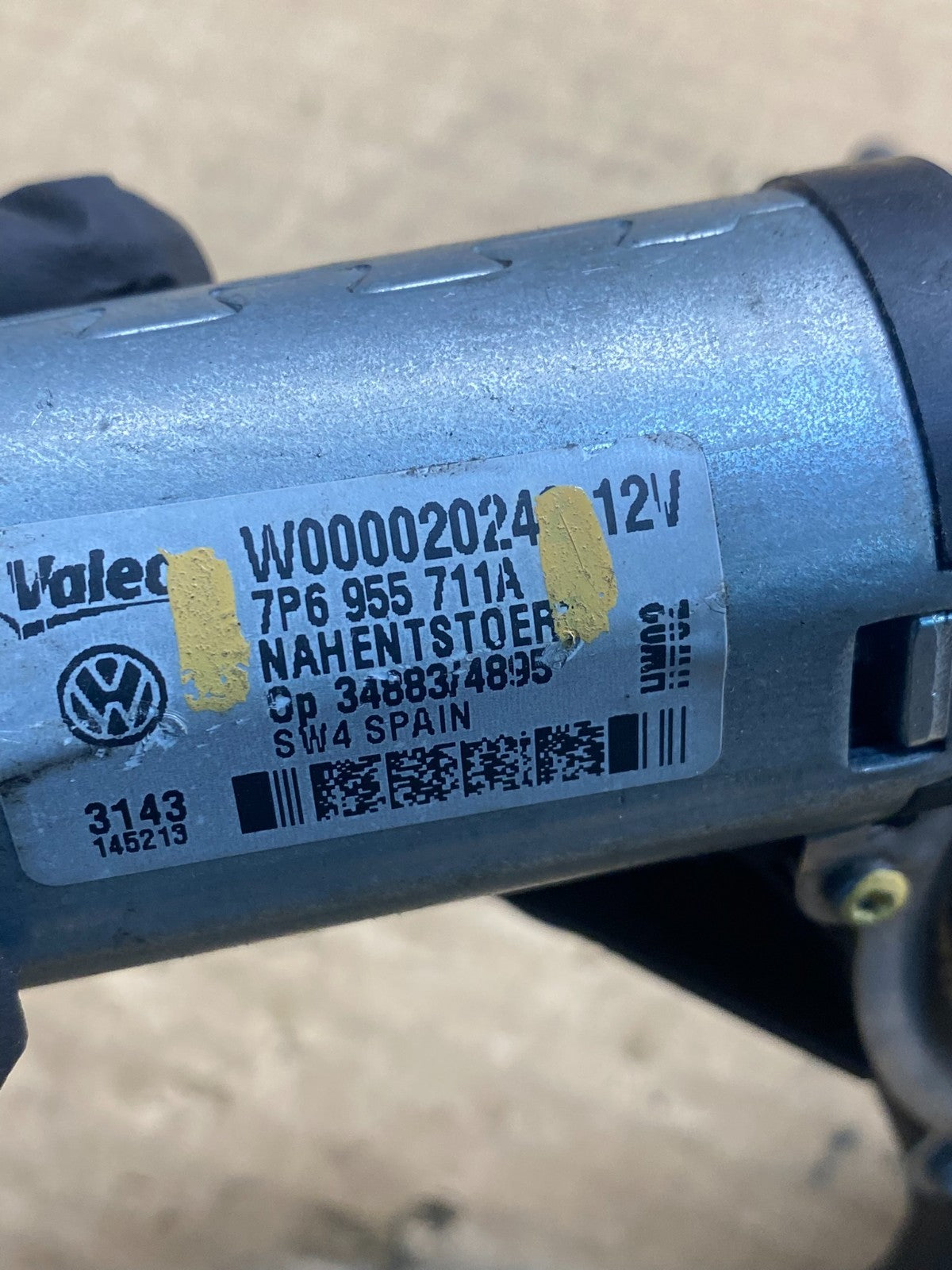 2011 to 2017 Volkswagen Touareg Rear Windshield Wiper Motor af6651 DG5