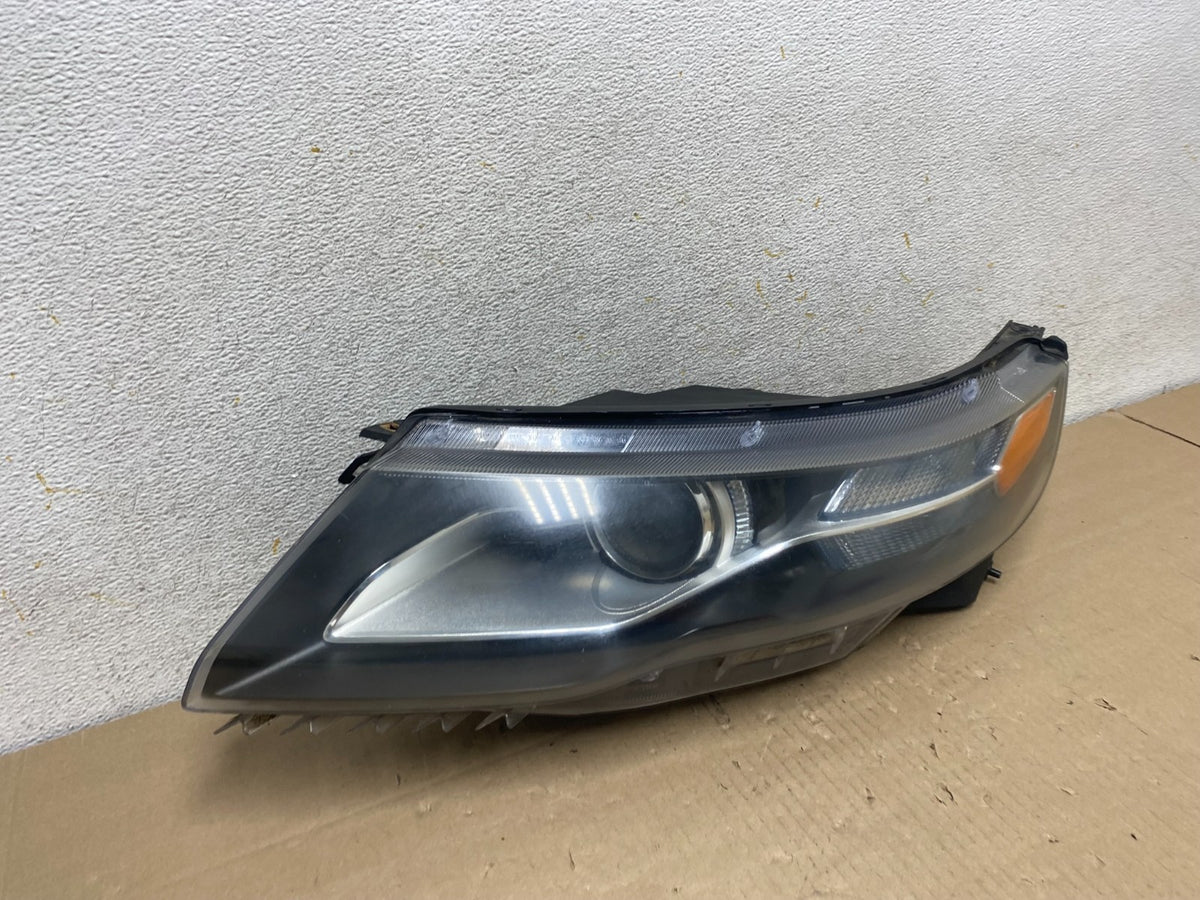 2011 to 2017 Chevrolet Volt Left Driver LH Side Halogen Headlight AI2170 DW2
