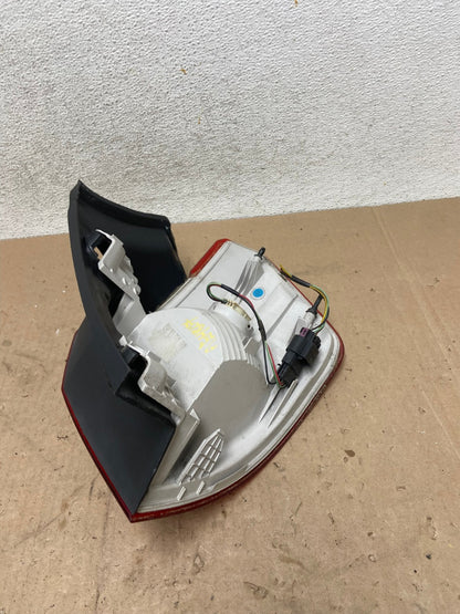 2010 to 2017 GMC Terrain Halogen Tail Light Left Driver Lh Side AG4807 LK5