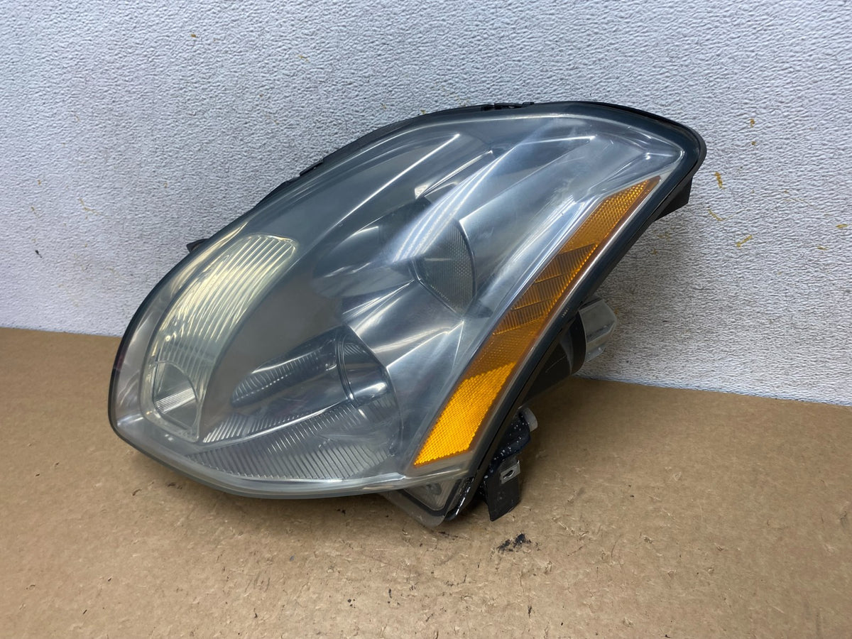 2004 to 2006 Nissan Maxima Left Driver Side Headlight Halogen AI3685 DW1