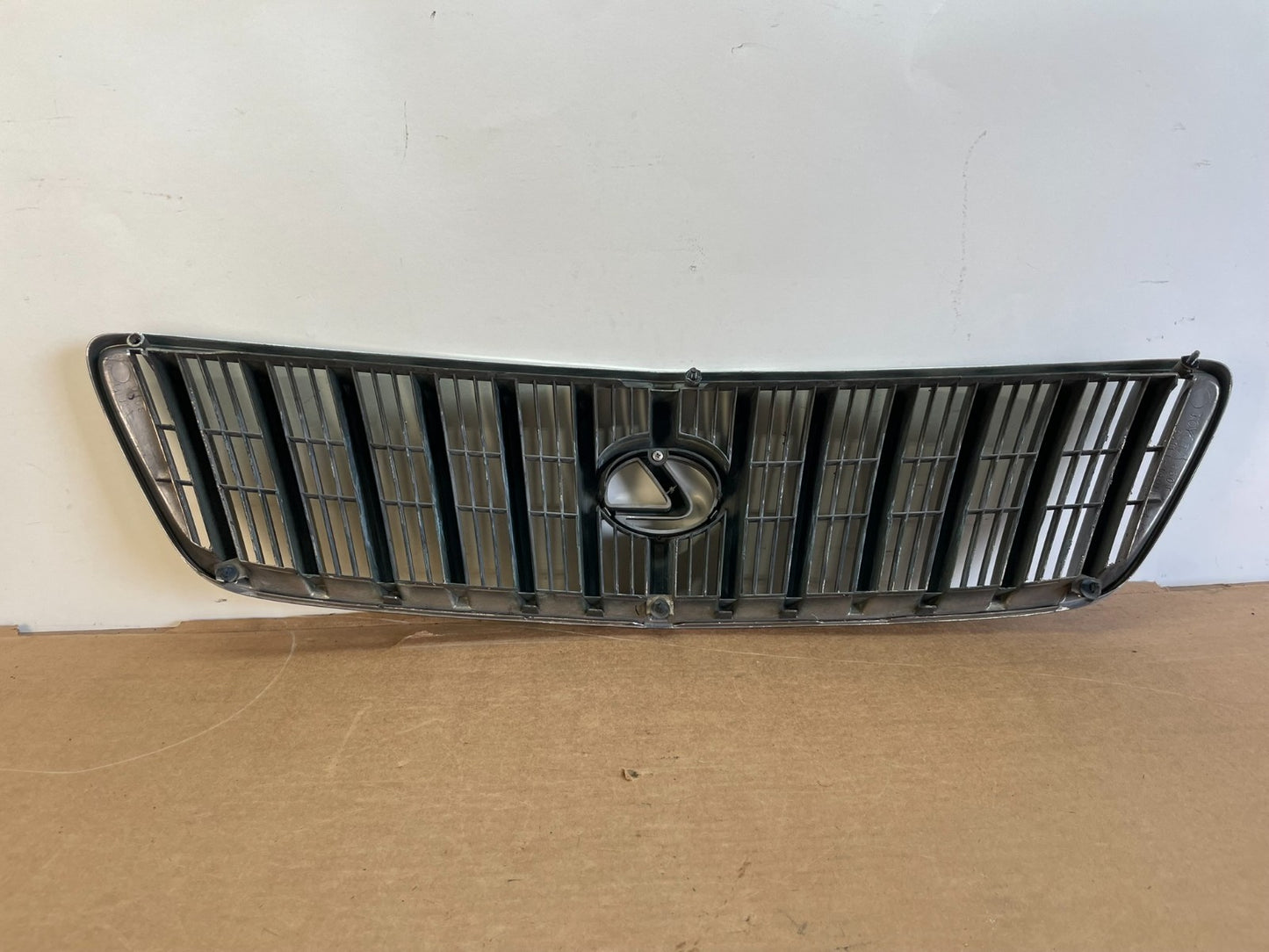 1999 to 2003 Lexus RX300 Front Upper Grill Grille ag0850 DG3