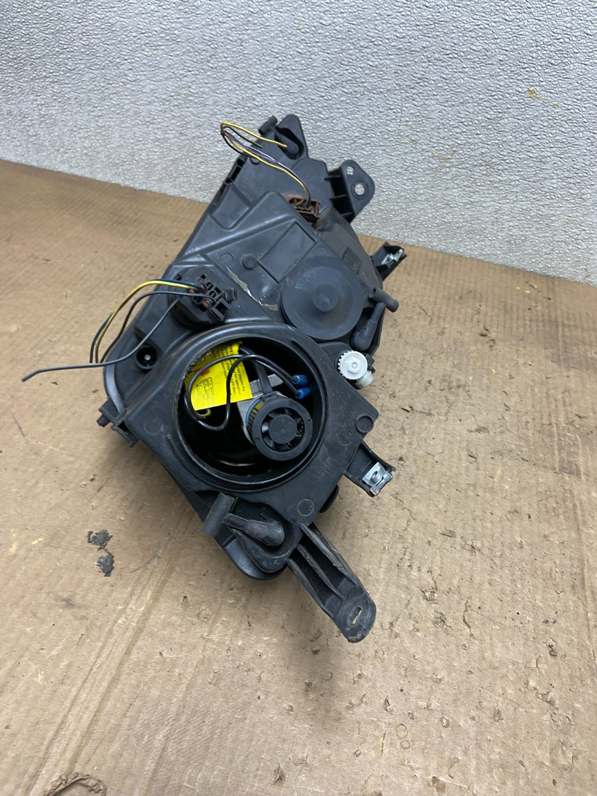 2010 2011 2012 Ford Fusion Right Passenger RH Headlight Halogen OEM AA6931 DW6