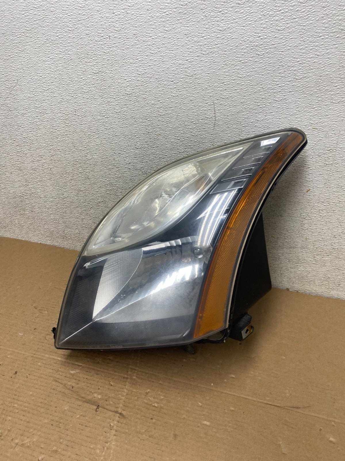2010-2012 Nissan Sentra Halogen Left Driver LH Black Headlight Q9091 DW1