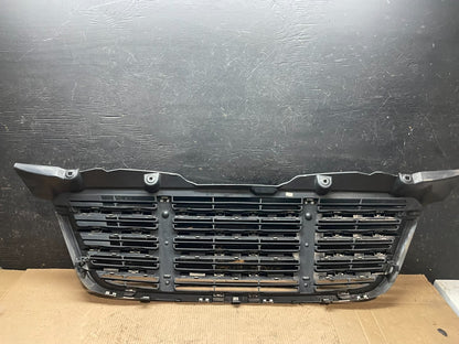 2009 to 2011 Freightliner Sprinter Front Upper Chrome Grill Grille T0452 DG3