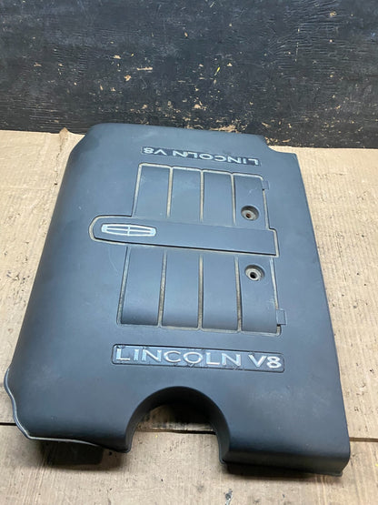 2002 to 2004 Lincoln Navigator 5.4L V8 Engine Motor Cover u6164 DG3
