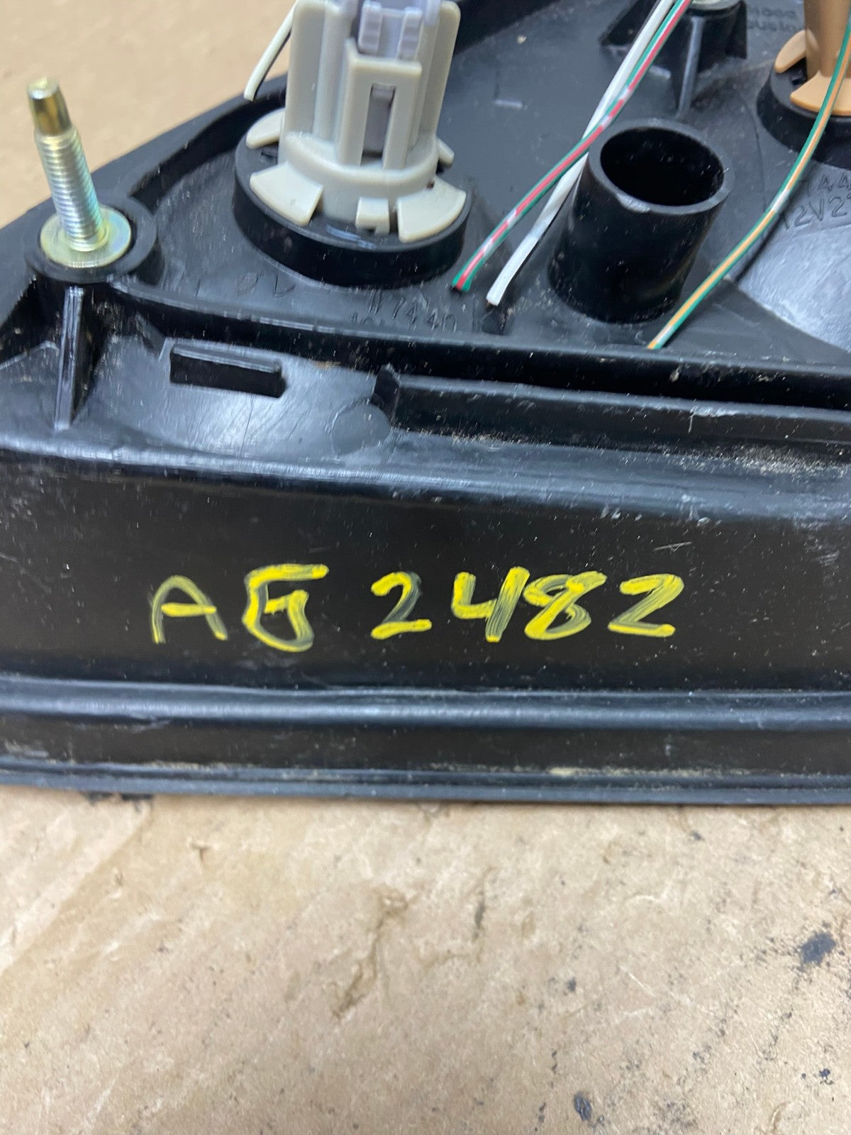 1999-2001 Lexus Rx300 Left Driver Lh Tail Light Inner Trunk Lid AG2482 LK6