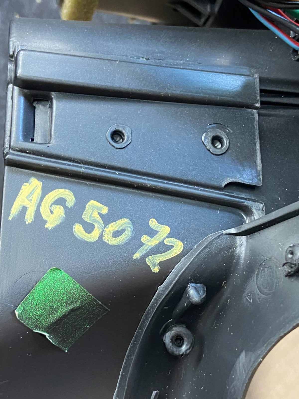 2003 - 2006 Ford Expedition Dashboard Speedometer Radio Bezel Air Vent AG5072 DG5