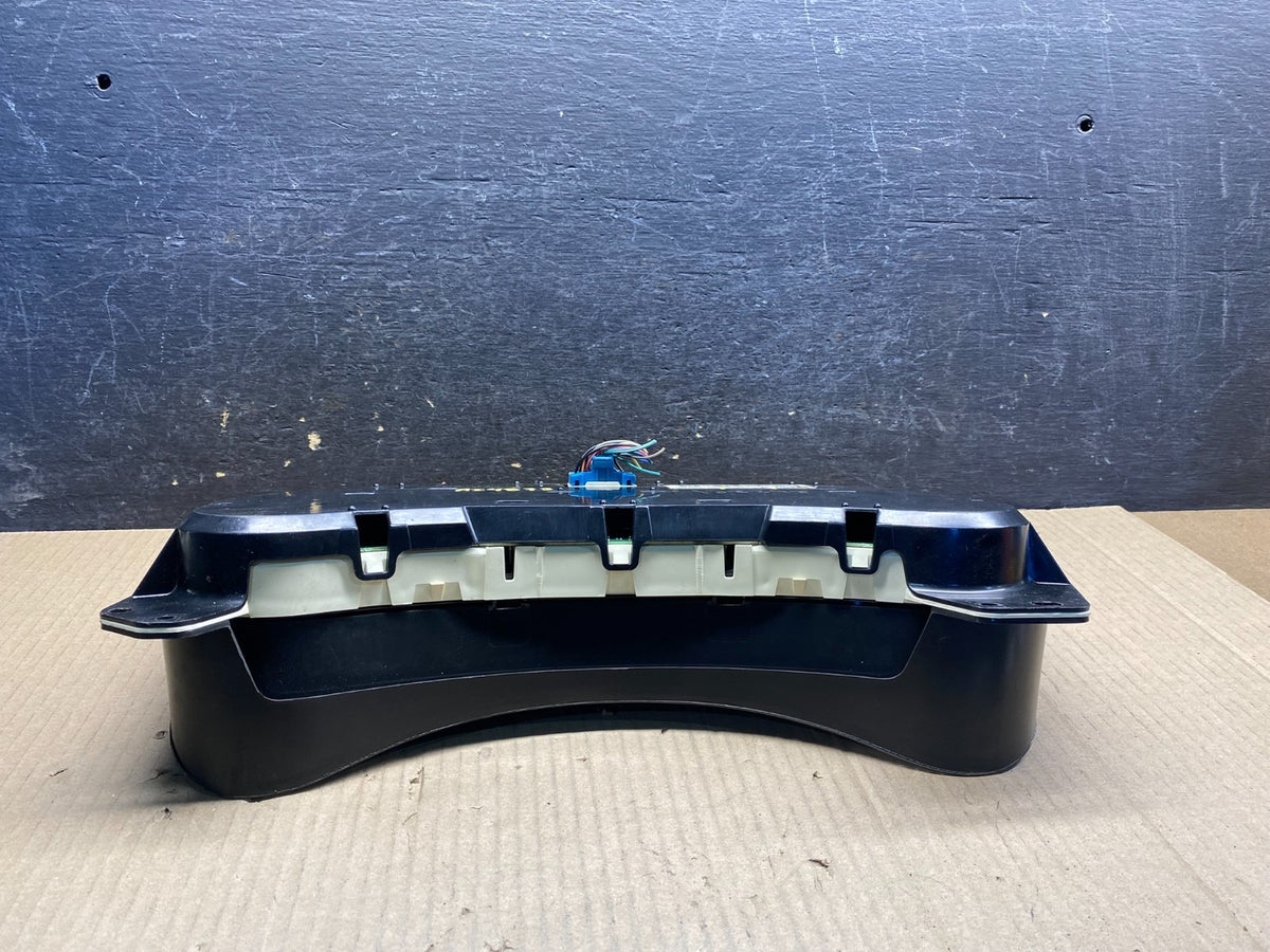 2003 to 2006 Chevrolet Silverado Speedometer Instrument Cluster ai4873 DG4