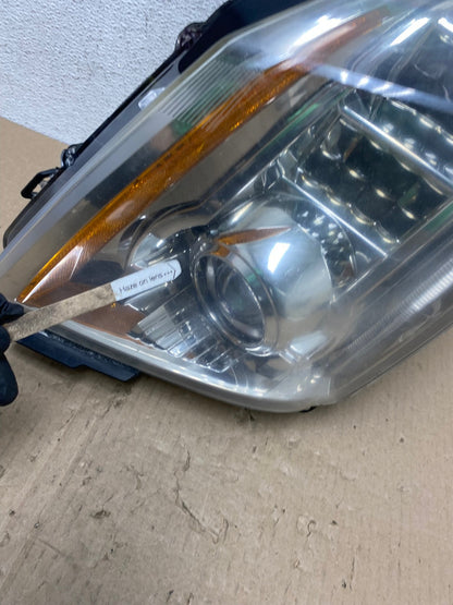 2008 to 2014 Cadillac CTS Left Driver LH Side Xenon Headlight AE9638 LK5