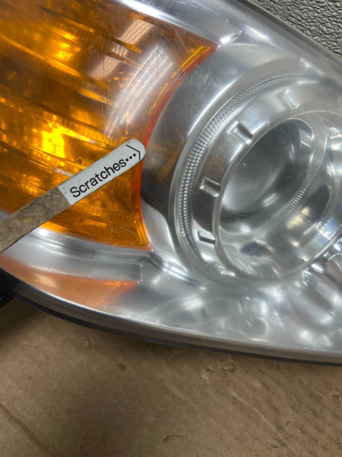 2003-2004 Kia Optima Right Passenger RH Side Headlight Halogen AB5118 DG3