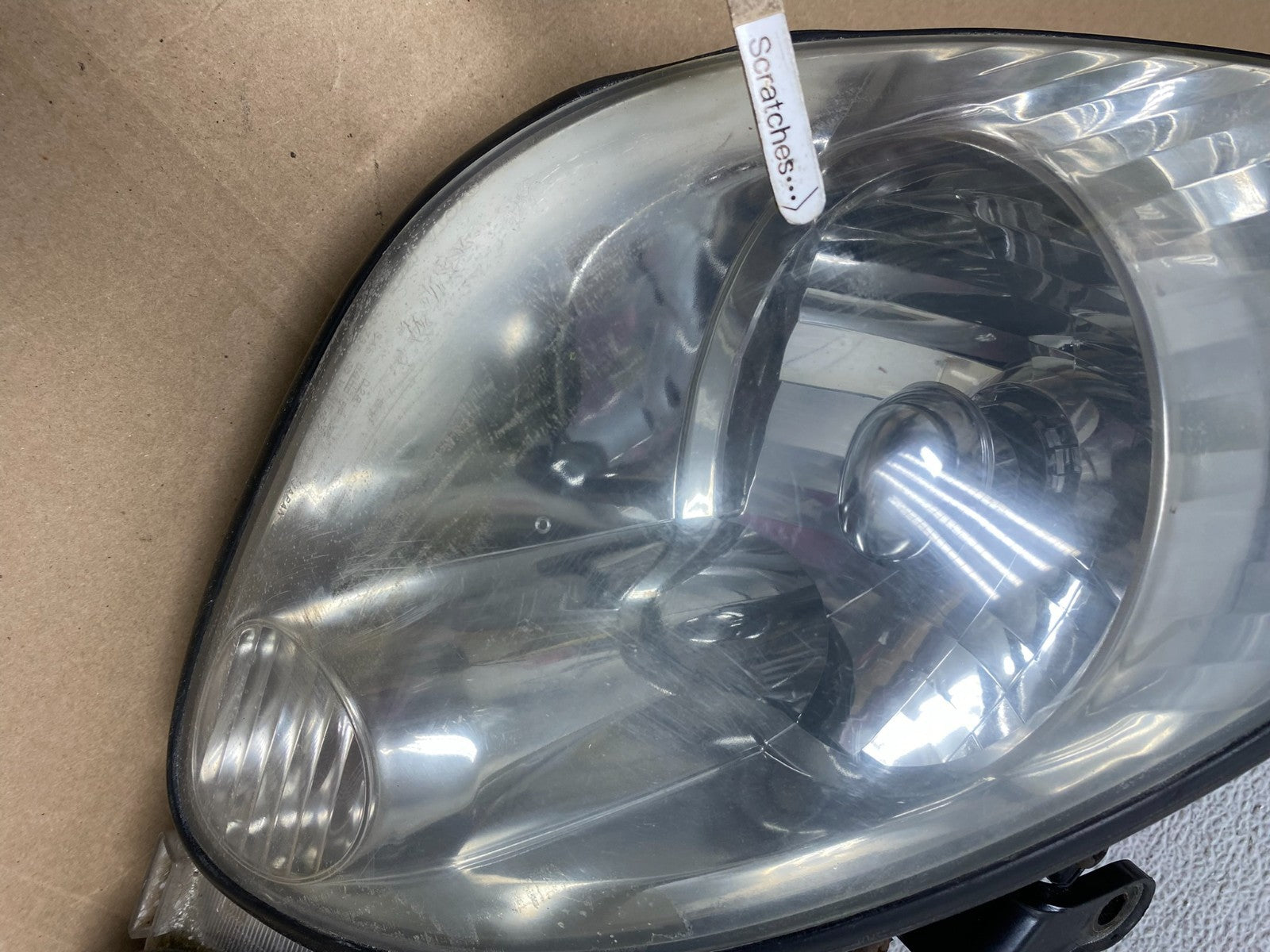 2001 to 2005 Lexus GS430 Gs300 Right Passenger Headlight Xenon HID AE4833 DW3