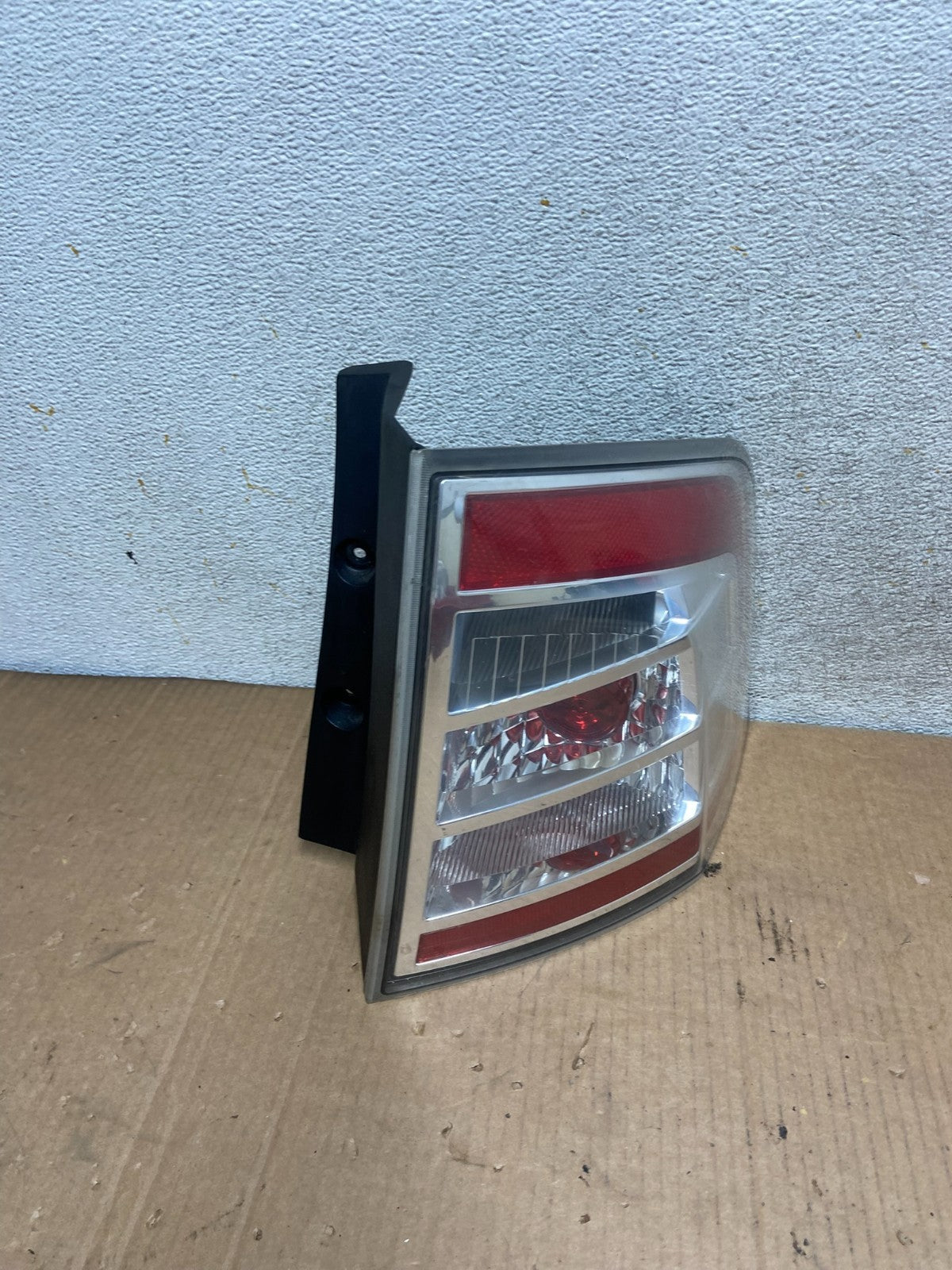 2007 to 2010 Ford Edge Tail light Right Passenger Rh Side AI8477 LK2