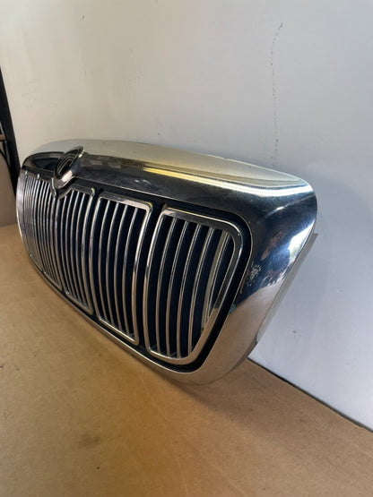 1998 to 2002 Mercury Grand Marquis Front Upper Grill Grille ag0856 DG1