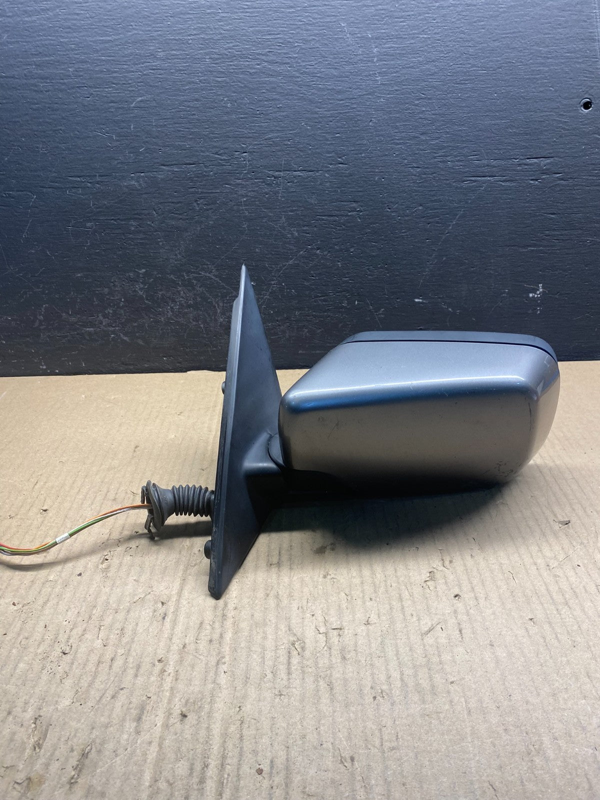 2001 - 2003 BMW 5-Series 525i 530i Left Driver Door View Mirror AC2404 MS0