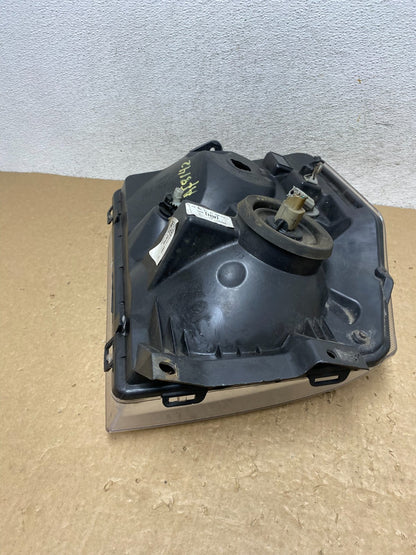 2008-2014 Ford Econoline E150 E250 E350 Right Passenger Headlight AF8197 DW7