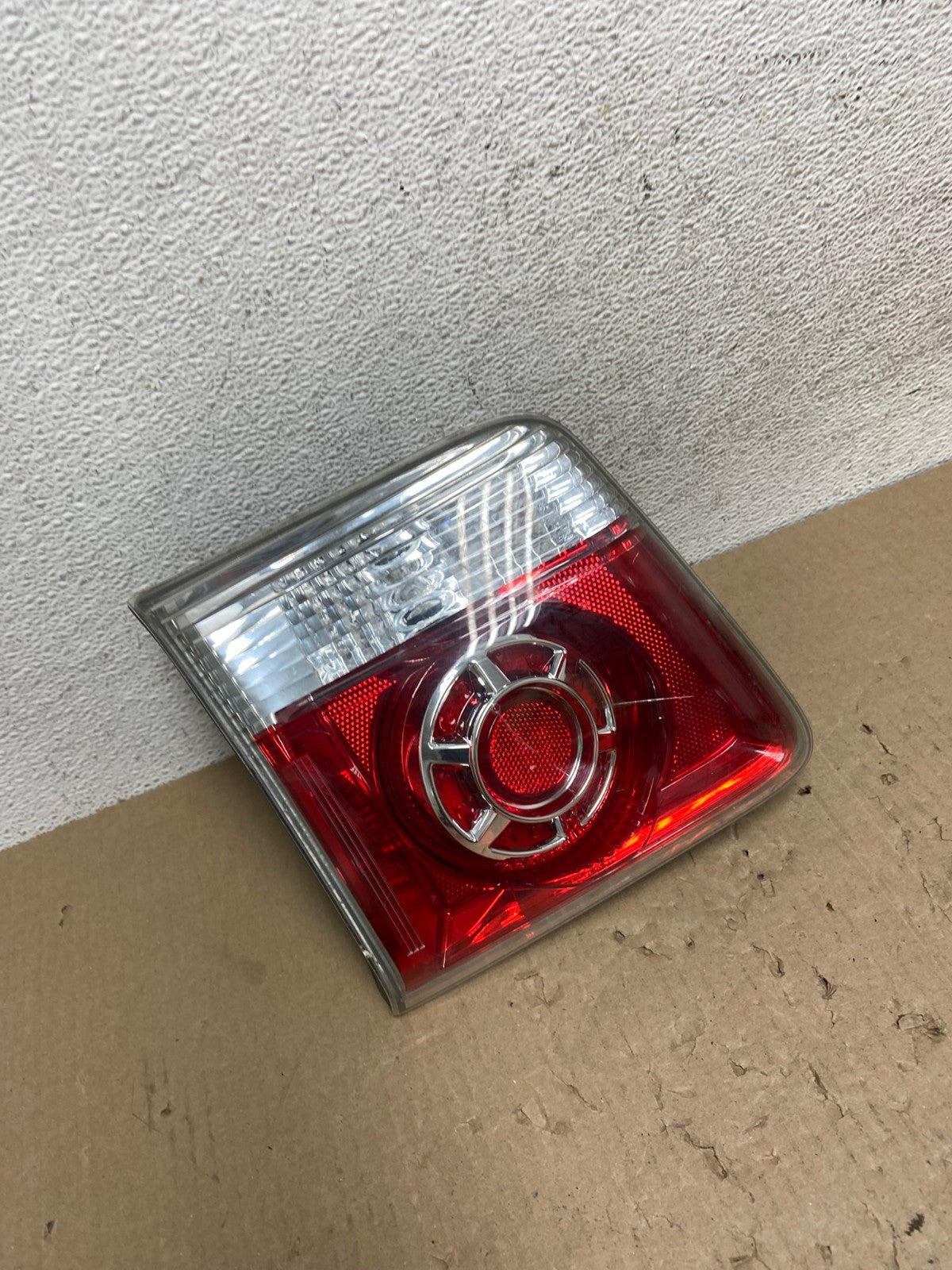 2007 to 2012 GMC Acadia Left Driver Lh Side Tail Light Inner AE9729 LK2