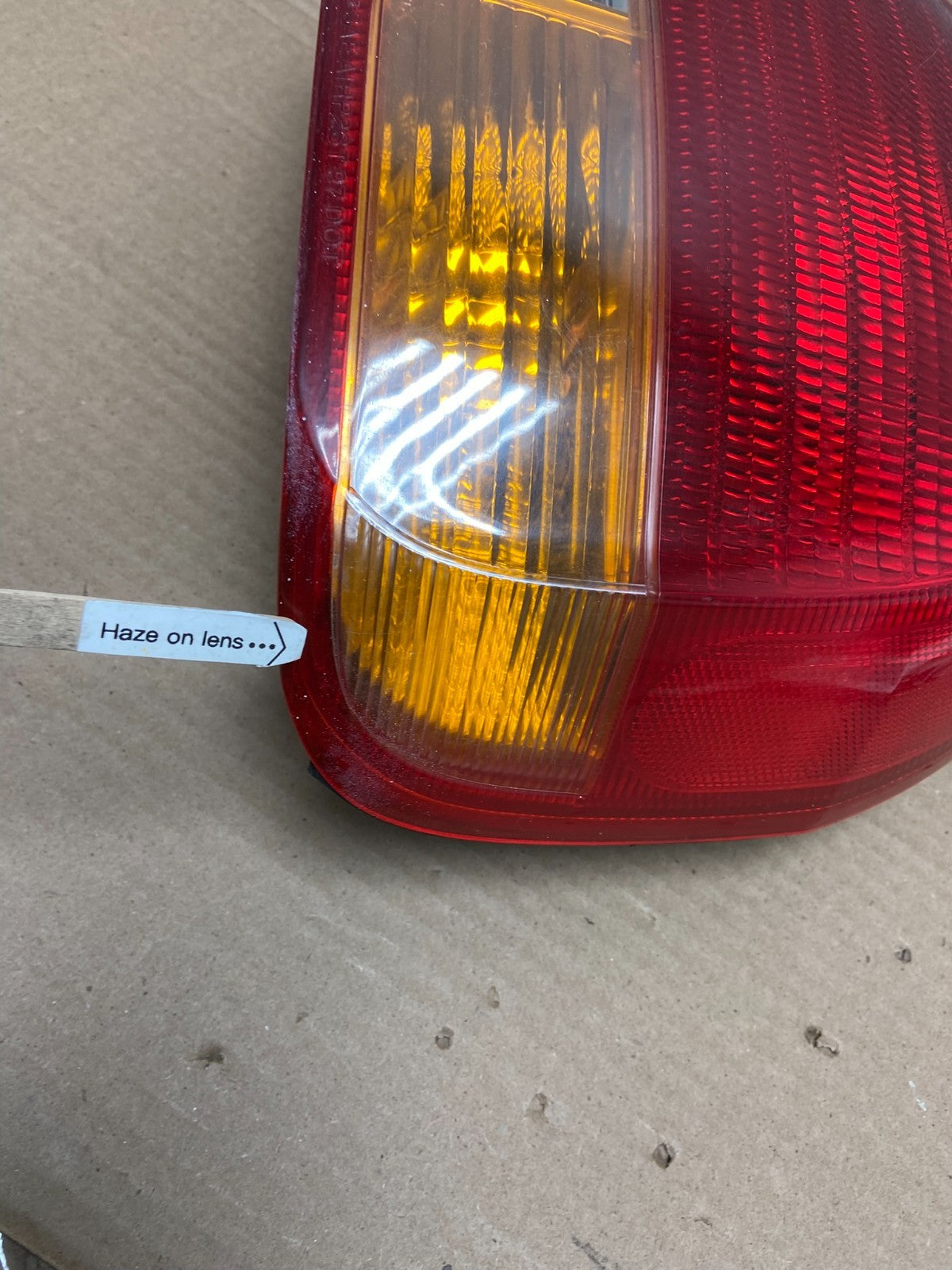 1999 2000 2001 Hyundai Sonata Right Passenger Rh Side Tail Light Oem AB0952 LK4