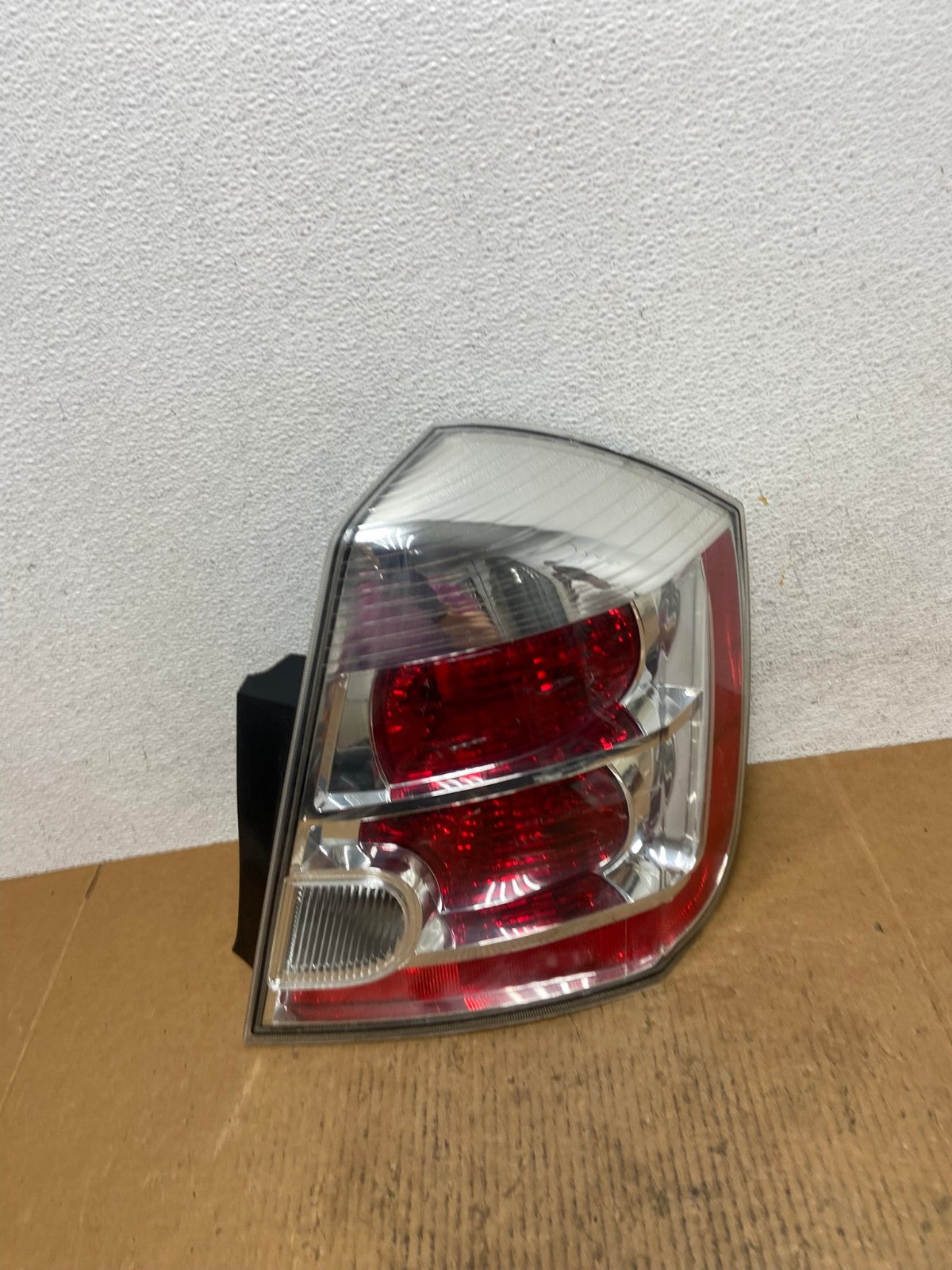 2007 to 2012 Nissan Sentra Right Passenger Rh Side Tail Light AE0648 LK0