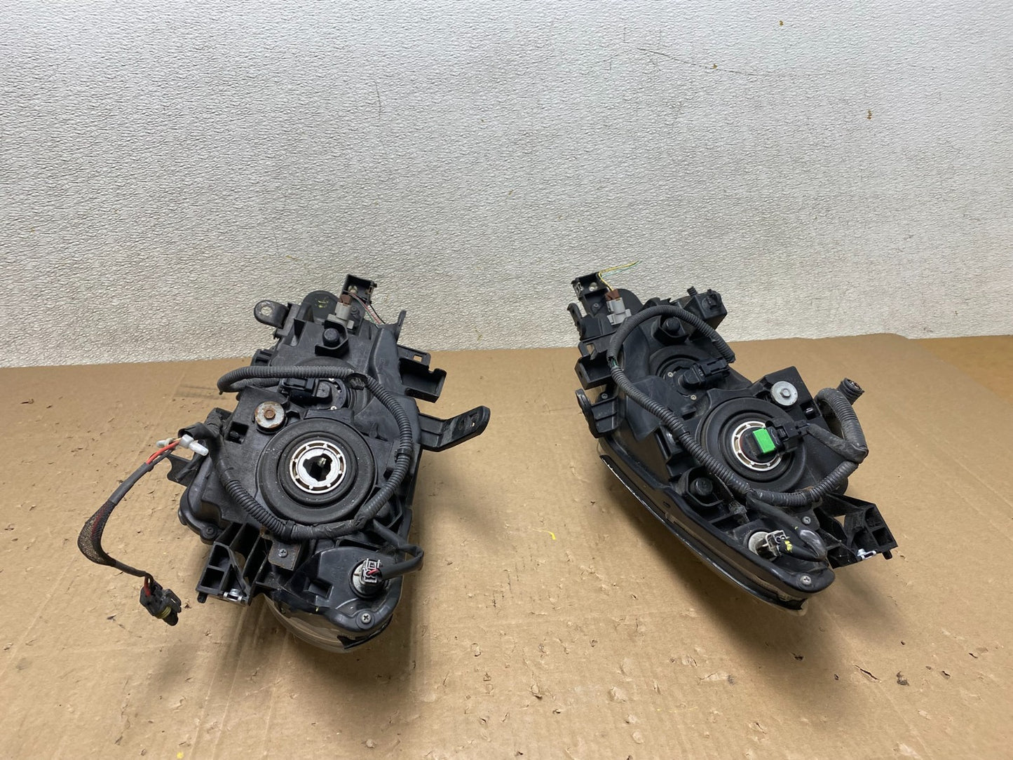 Halogen 2011 2012 2013 2014 Nissan Murano Headlights Left+Right T8265 DW10