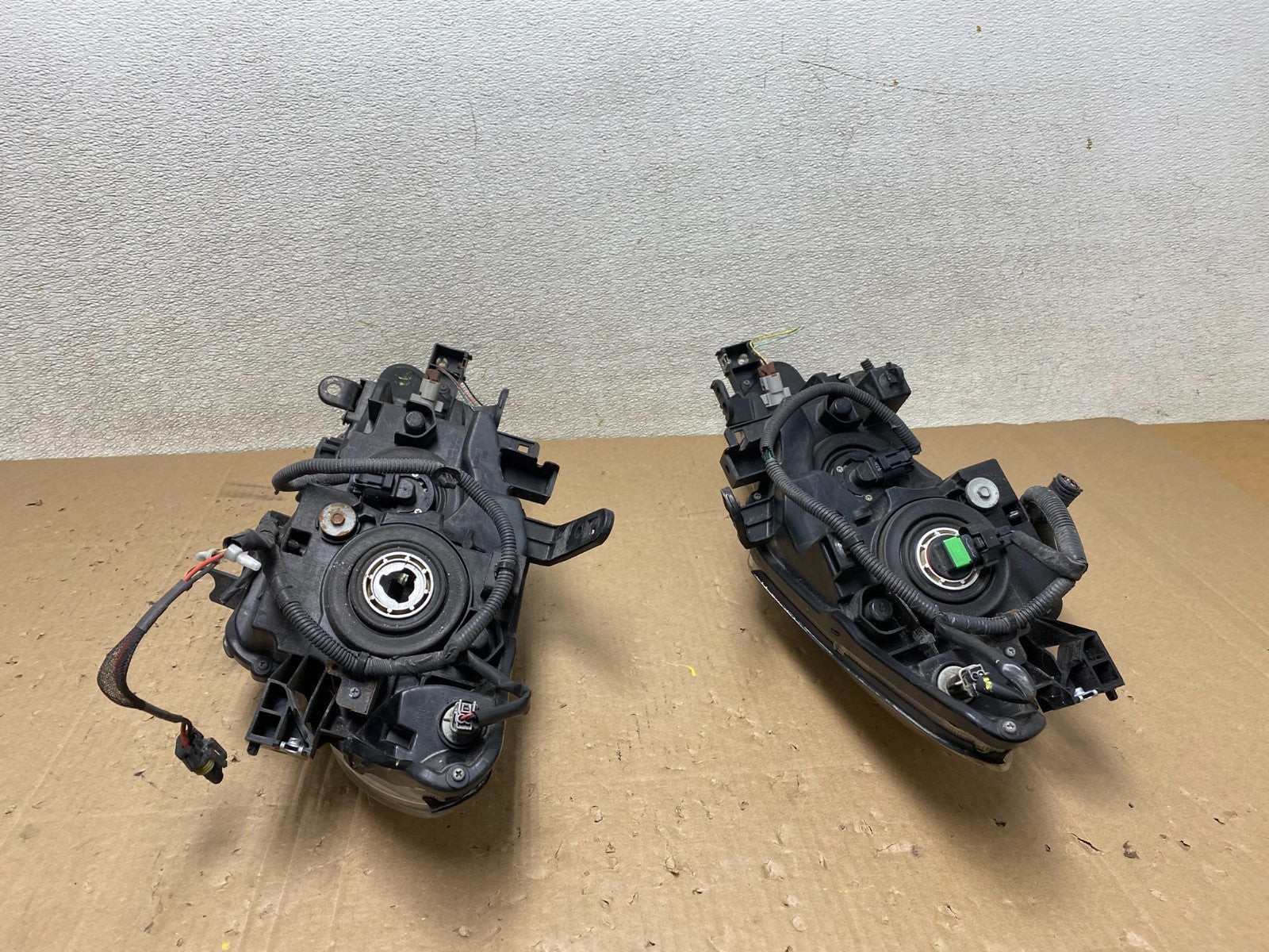 Halogen 2011 2012 2013 2014 Nissan Murano Headlights Left+Right T8265 DW10