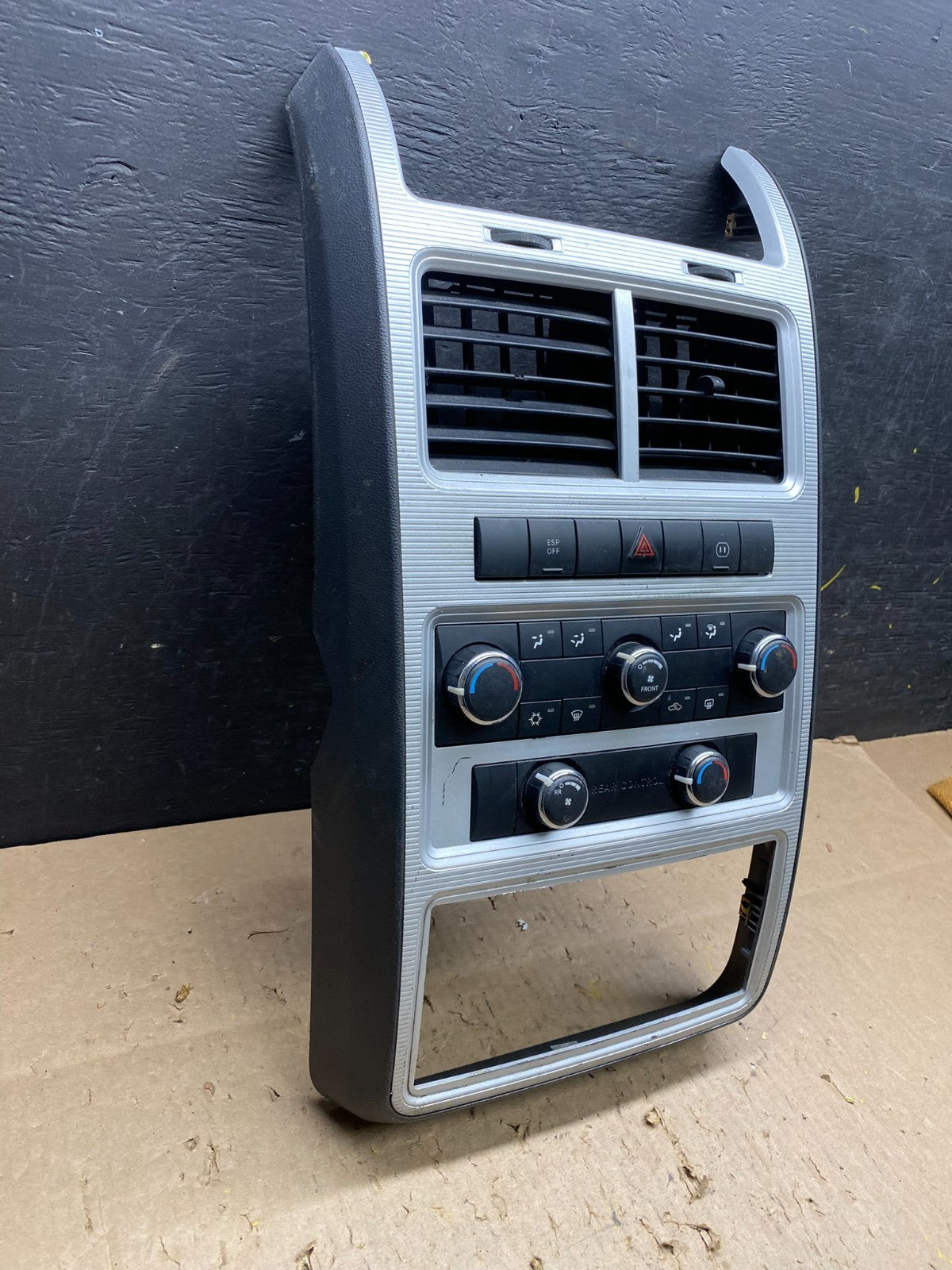 2009 2010 Dodge Journey Center Dash A/C AC Climate Control Bezel Trim T6095 DG2