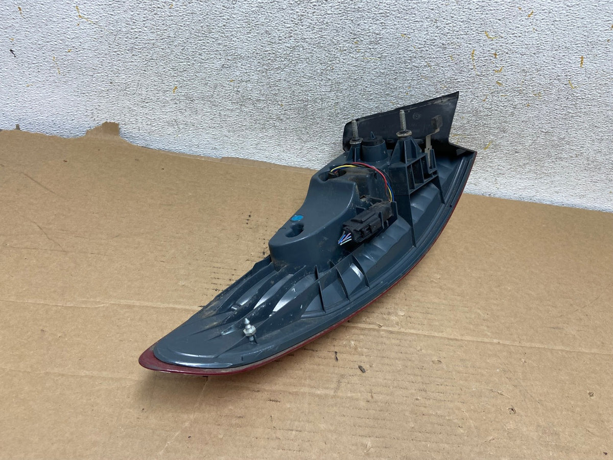 2013 to 2016 Ford Fusion Right Passenger RH Side Tail Light AH7865 LK5