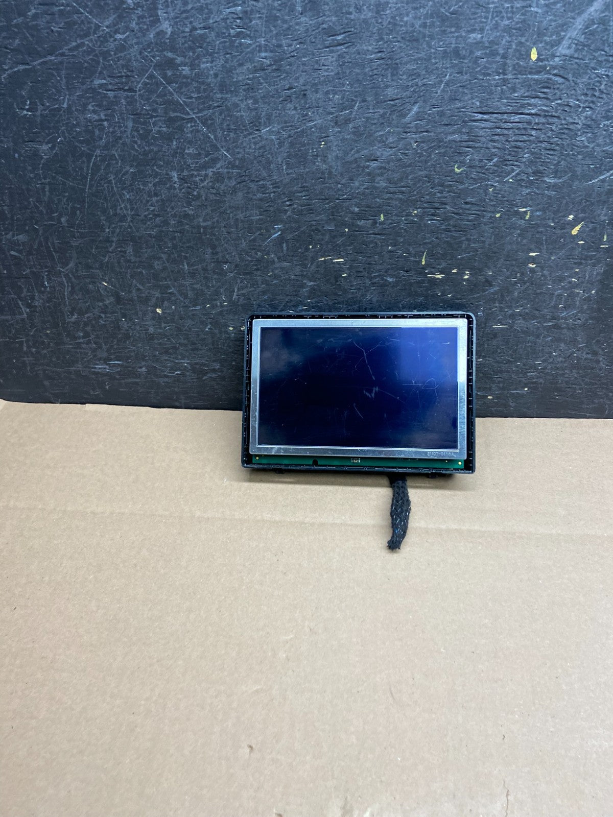 2008-2011 Mercedes W204 C300 Navigation Display Screen Monitor AI6211 DG0