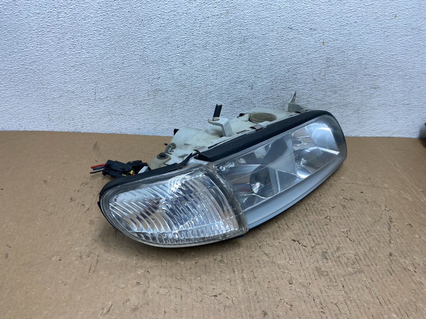 1997 to 2000 Mazda Millenia Right Passenger RH Side Halogen Headlight AD8838 DG2