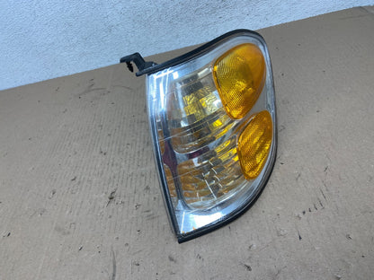 2001 - 2004 Toyota Sequoia Left Driver LH Side Parking Turn Signal AE7301 DW2