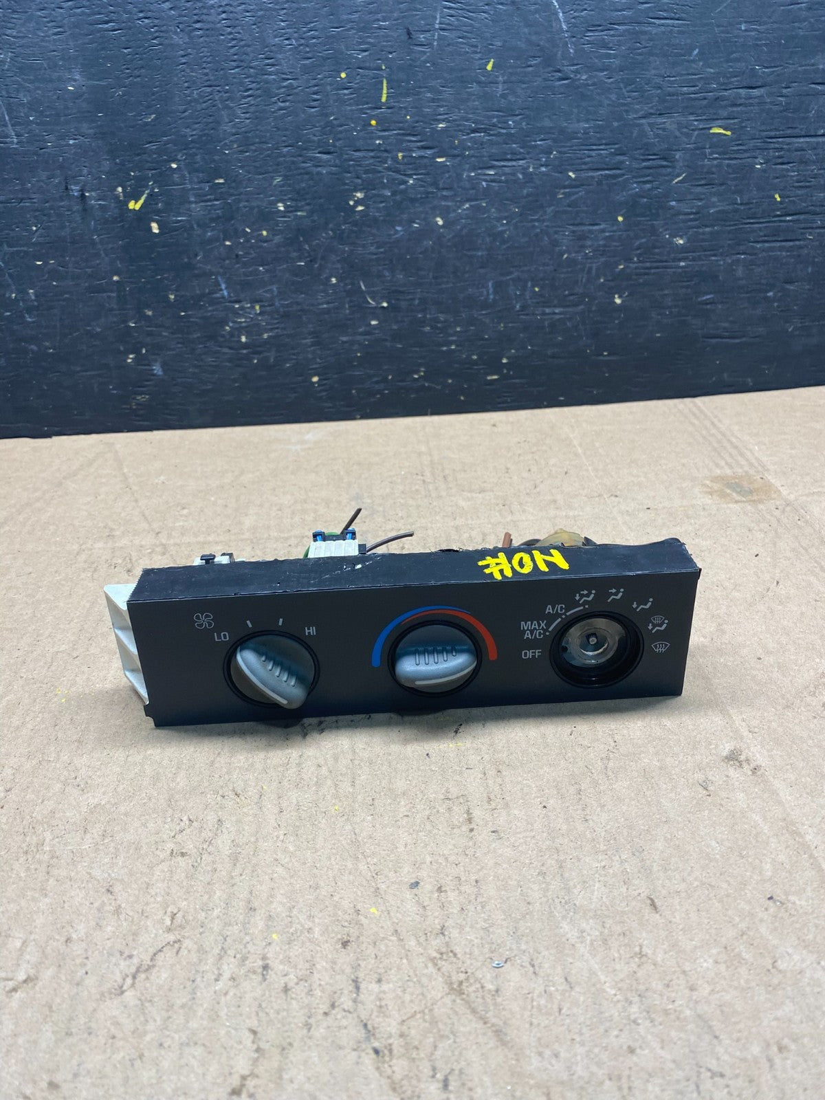 1996 to 2007 Chevrolet Astro Express Temperature Climate Control A/C R6418 PS0