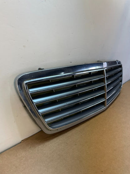 2005-2007 Mercedes W203 C230 C320 C350 Front Upper Grill Grille AF8544 DG2