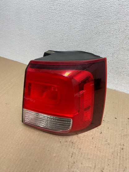 2014 2015 Kia Sorento Right Passenger Rh Tail Light AE9710 LK0