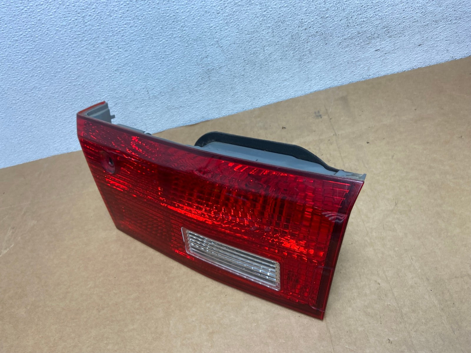 2005 Honda Accord Sedan Right Passenger Inner Tail Light AD4443 LK1