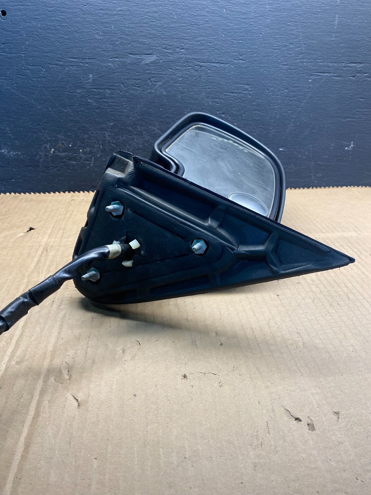 2003-2006 Chevrolet Tahoe Suburban Left Driver LH Turn Door Mirror AC7875 DG4